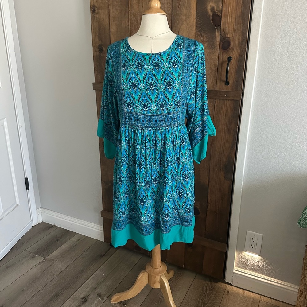 Elegant Teal Long Sleeve Dress